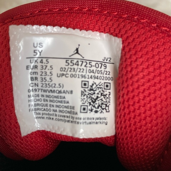 Air Jordan 1 Mid (GS) size Youth 5 - Picture 1 of 9